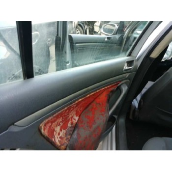 volkswagen golf v berlina (1k1) del año 2007