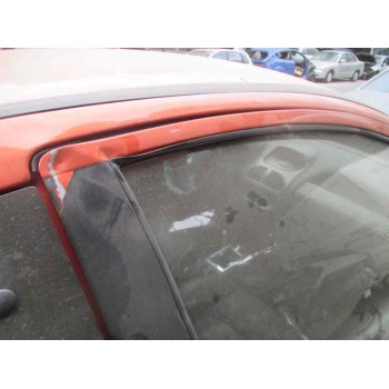 peugeot 206 berlina del año 2001