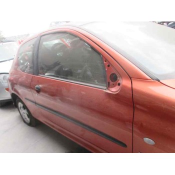 peugeot 206 berlina del año 2001