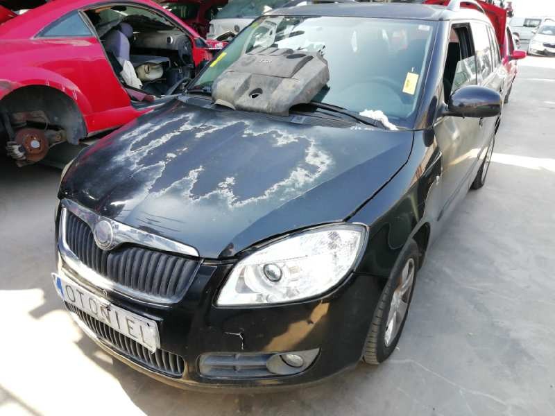 SKODA FABIA (5J2 )