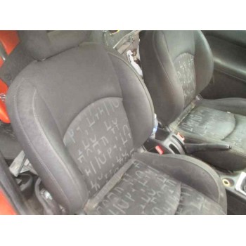 peugeot 206 berlina del año 2001