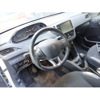 peugeot 208 i (ca_, cc_) del año 2015