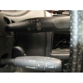 peugeot 206 berlina del año 2001