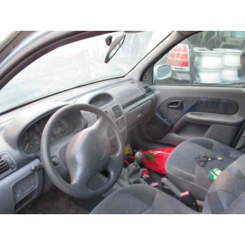 renault clio ii fase i (b/cbo) del año 2001