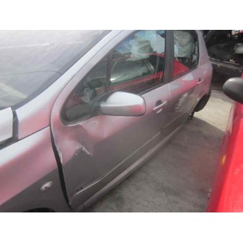 peugeot 307 berlina (s2) del año 2006