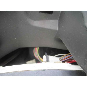 peugeot 206 berlina del año 2001