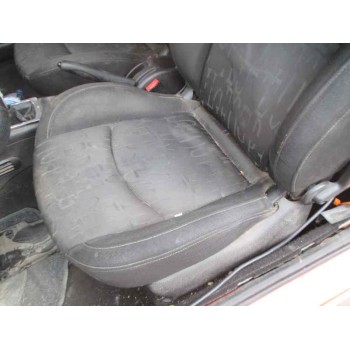 peugeot 206 berlina del año 2001