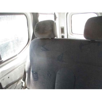 renault trafic combi (ab 4.01) del año 2004