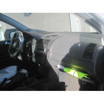 volkswagen polo (9n1) del año 2002