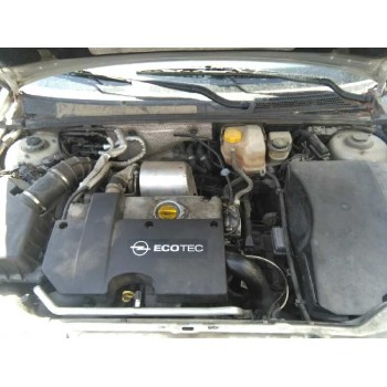 opel vectra c berlina del año 2003