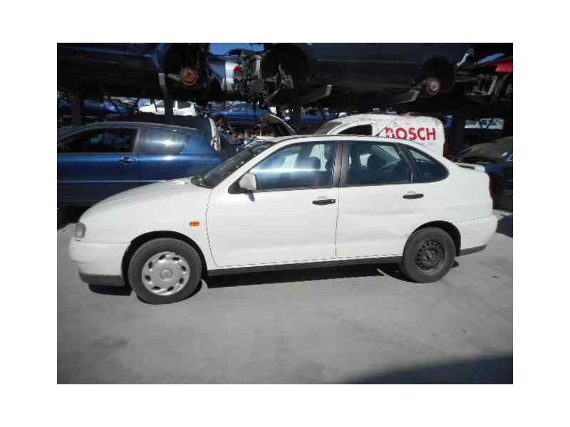 SEAT CORDOBA BERLINA (6K2)