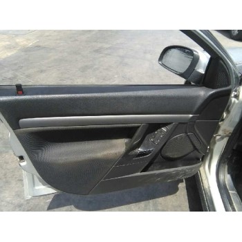 opel vectra c berlina del año 2003