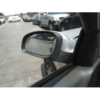 opel vectra c berlina del año 2003