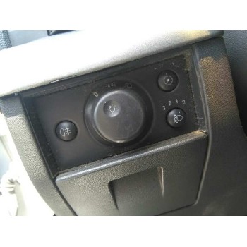 opel vectra c berlina del año 2003