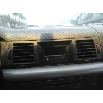 opel vectra c berlina del año 2003