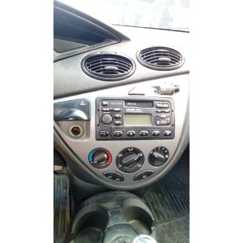 ford focus berlina (cak) del año 1999