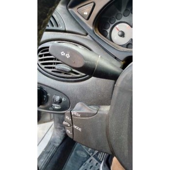 ford focus berlina (cak) del año 1999