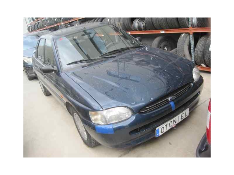 FORD ESCORT BERLINA