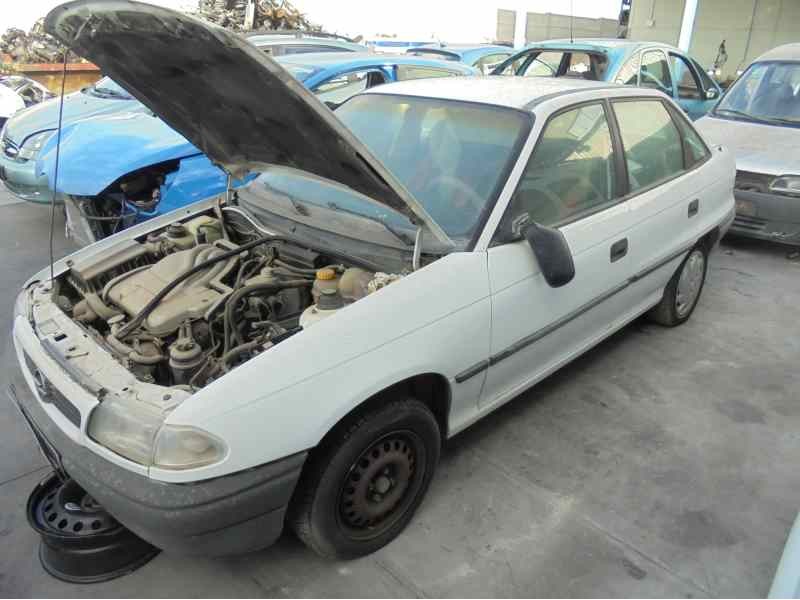 OPEL ASTRA F BERLINA