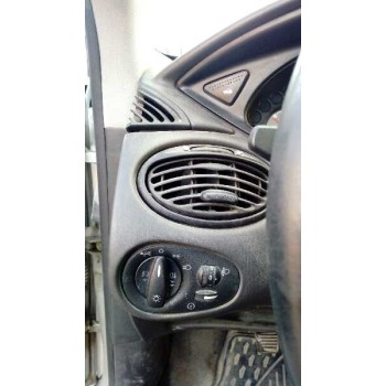 ford focus berlina (cak) del año 1999