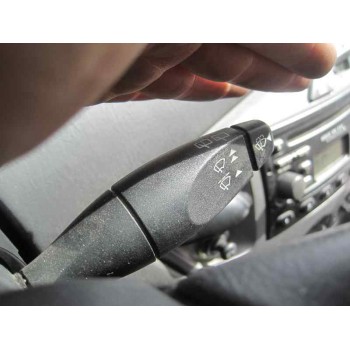 ford focus berlina (cak) del año 2004