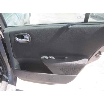 renault megane ii classic berlina del año 2004