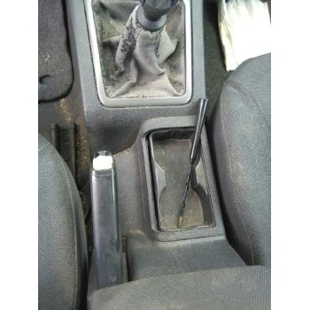 opel vectra c berlina del año 2003