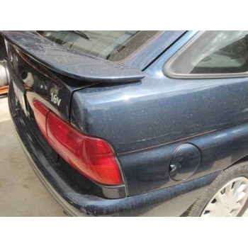 ford escort berlina del año 1996