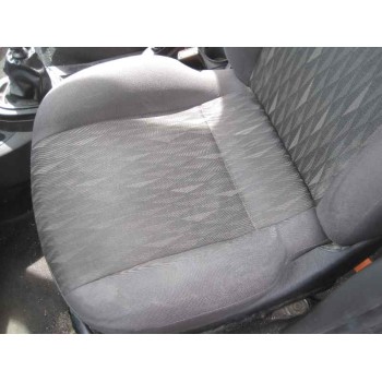 ford focus berlina (cak) del año 2004