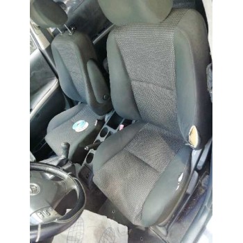 toyota corolla verso (r1) del año 2006