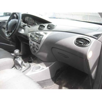 ford focus berlina (cak) del año 2004