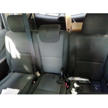 toyota corolla verso (r1) del año 2006