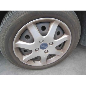 ford focus berlina (cak) del año 2004