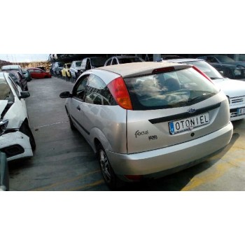 ford focus berlina (cak) del año 1999