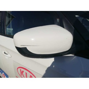 kia carens ( ) del año 2016