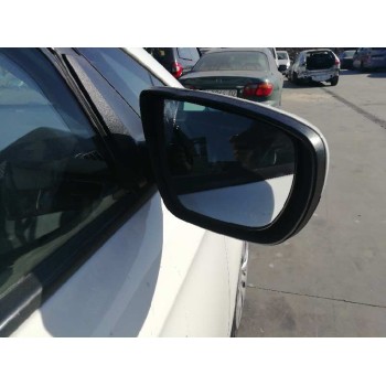 kia carens ( ) del año 2016