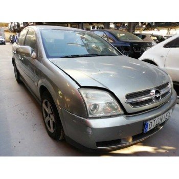 opel vectra c berlina del año 2003