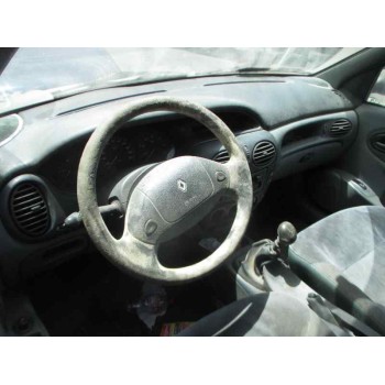 renault megane i berlina hatchback (ba0) del año 1997