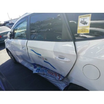 kia carens ( ) del año 2016