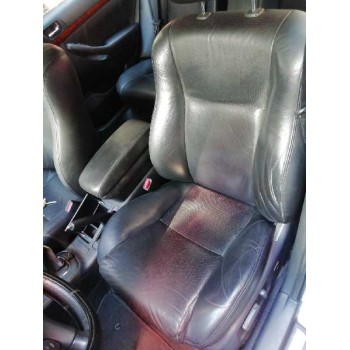 toyota avensis berlina (t25) del año 2004