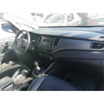 kia carens ( ) del año 2016