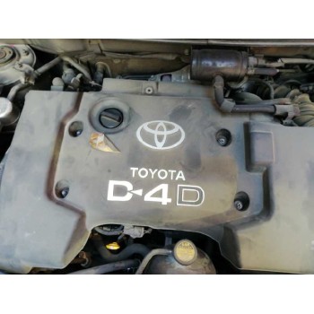 toyota avensis berlina (t25) del año 2004