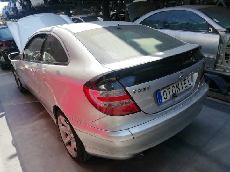 mercedes-benz clase c (w203) sportcoupe del año 2005