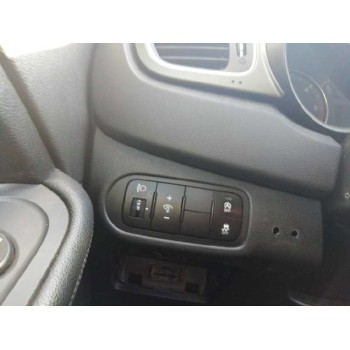 kia carens ( ) del año 2016