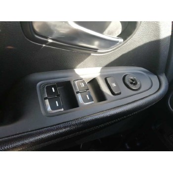 kia carens ( ) del año 2016