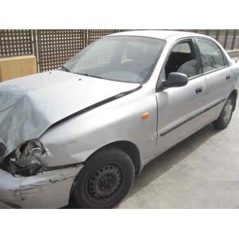 daewoo lanos del año 1963