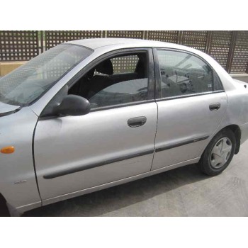 daewoo lanos del año 1963