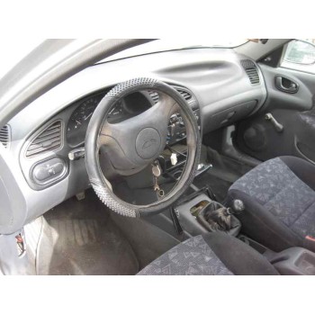 daewoo lanos del año 1963