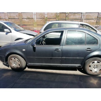 volkswagen bora berlina (1j2) del año 2003