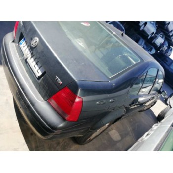 volkswagen bora berlina (1j2) del año 2003